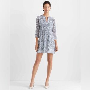 Club‎ Monaco silk floral print blue and white 3/4 sleeves dress size 6